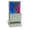  Электронные часы-термометр-календарь 